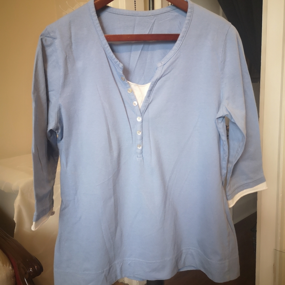 3/$20 Woolworths v-neck top